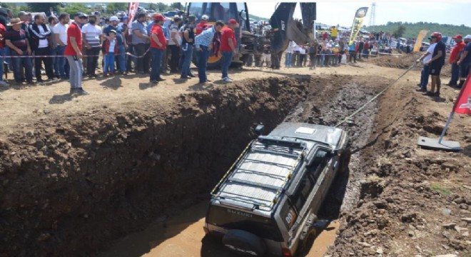 Erzurum  off-road ekibi Niksar'da yarıştı